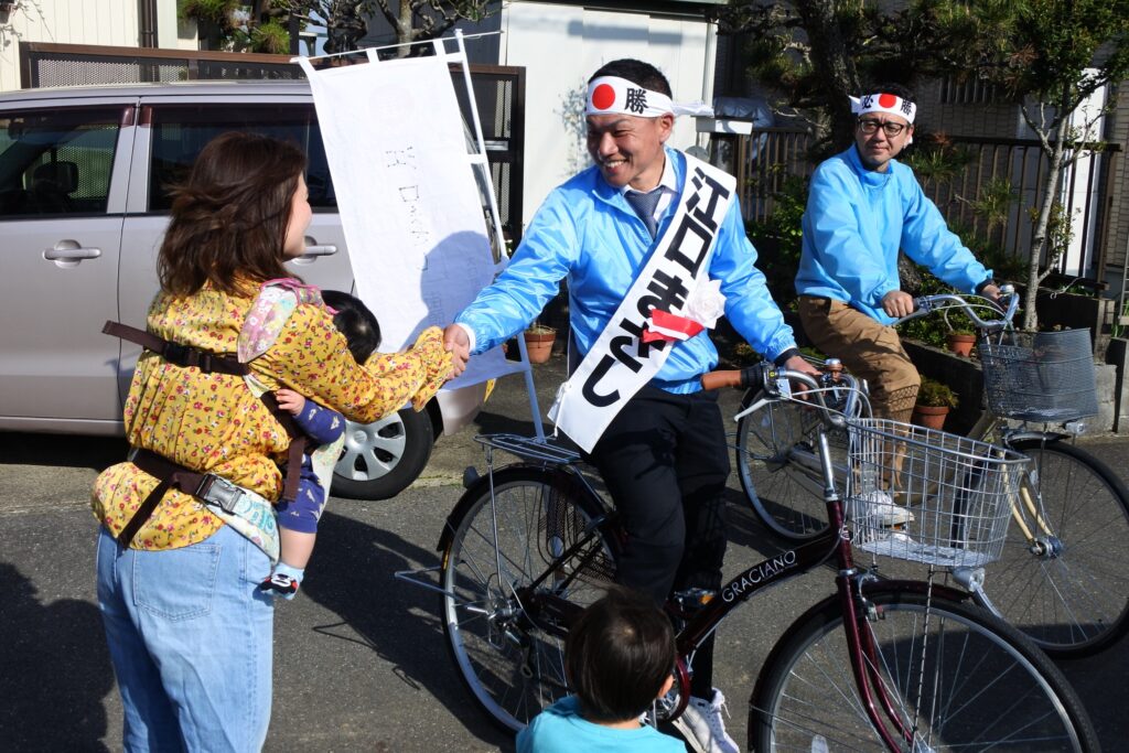 大変多くの皆さまにお支えいただいていることを強く実感した選挙戦でした。 地域の皆さまの期待に応えるべくこの二期目も真面目に謙虚に直向きに頑張ります！ 今後とも江口まさしに引き続きのご支援とご協力をどうぞよろしくお願い致します。