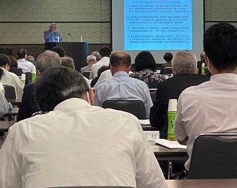 本日は広報公聴委員会として議会広報クリニックに参加しました。大口町が発行している議会だよりをより読みやすく、そして、議会活動をより伝えやすくするための編集技術を勉強させていただきました。